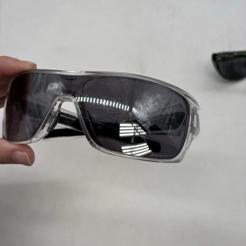 Oakley Turbine Rotor Clear Sunglasses Broken Hinge And Missing Nose Pads